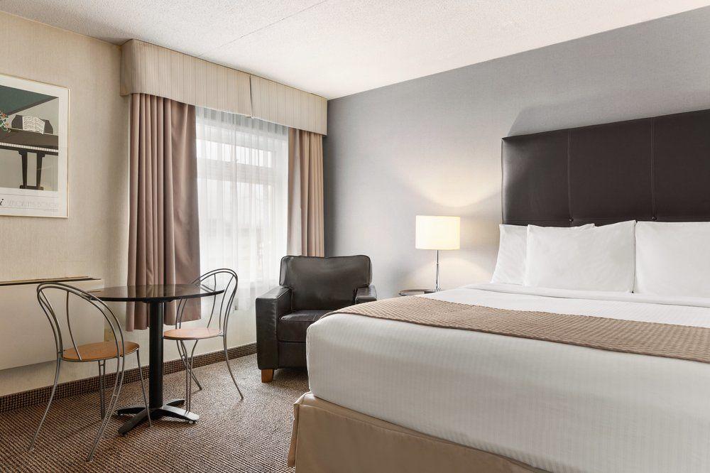 Days Inn By Wyndham Toronto West Μισισάουγκα Εξωτερικό φωτογραφία